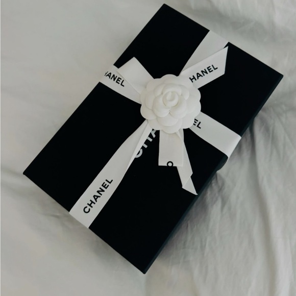 Doubla flap small size bag black leather caviar gold brand new full box - Picture 14 of 14